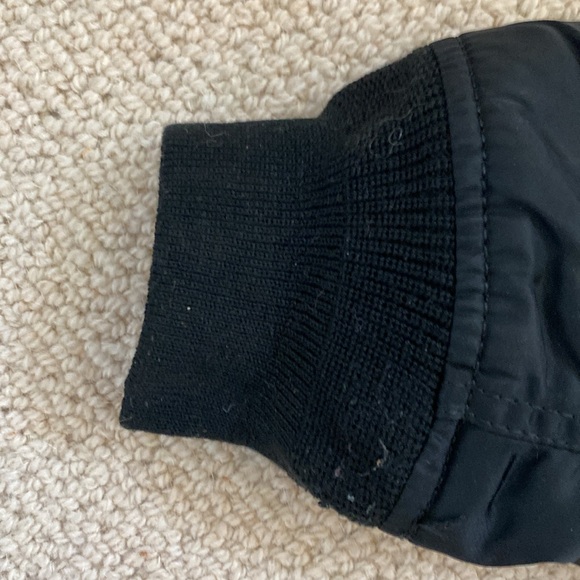 Alpha Industries Reversable Bomber Jacket - Picture 5 of 8